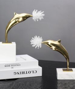 Cặp cá heo trang trí kệ tivi phòng khách đẹp