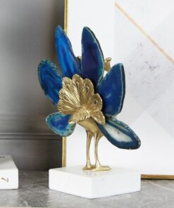 Tượng chim công bằng đá mã nào trang trí phòng khách