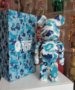 Mô hình gấu bearbrick bape nguy trang cao 28cm