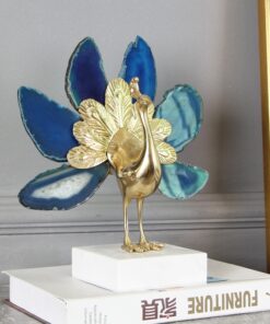 Tượng chim công bằng đá mã nào trang trí phòng khách