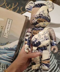 Mô hình gấu bearbrick cao 28cm 400% lướt sóng
