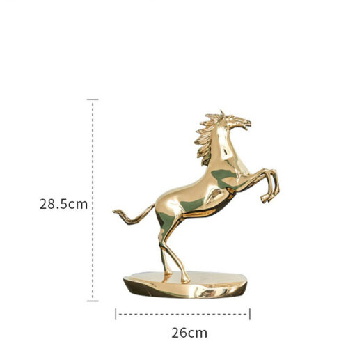 Ngựa hí bằng đồng trang trí kệ tivi phòng khách Ngựa hí bằng đồng trang trí kệ tivi phòng khách