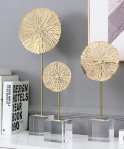 Mô hình lá sen trang trí kệ tivi phòng khách