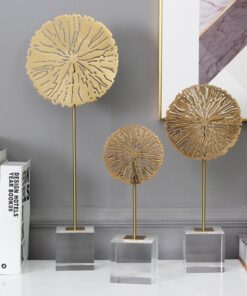 Mô hình lá sen trang trí kệ tivi phòng khách