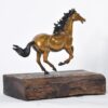 Tượng ngựa phong thủy đế gỗ