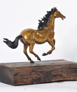 Tượng ngựa phong thủy đế gỗ