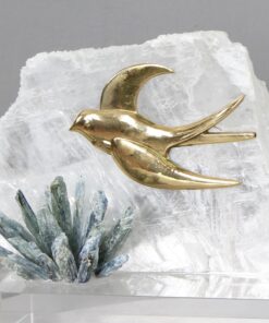 Đồ trang trí kệ tivi chim én mùa xuân