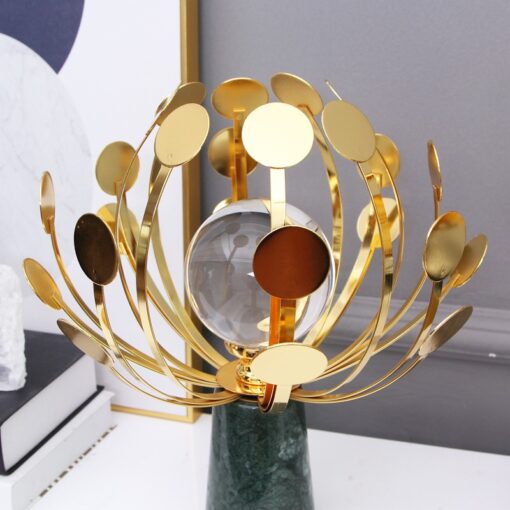 mo hinh trang tri phong khach hien dai Mô hình quả cầu pha lê trang trí kệ tivi