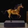 Ngựa bằng đồng đế đá cẩm thạch