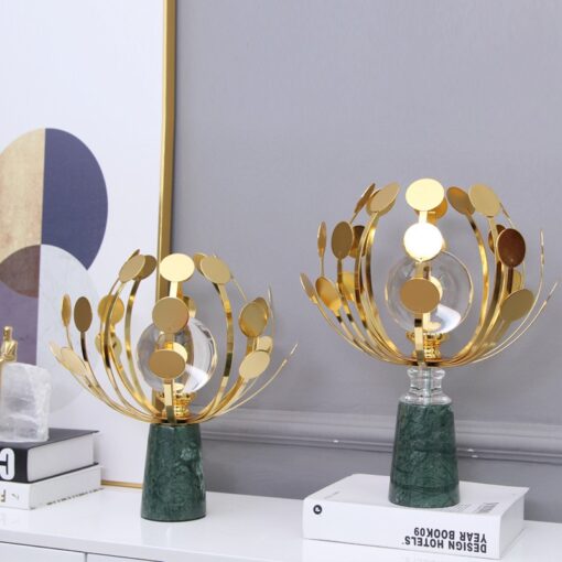 qua cau pha le trang tri ke tivi Mô hình quả cầu pha lê trang trí kệ tivi