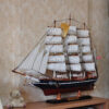 Thuyền buồm phong thủy bằng gỗ