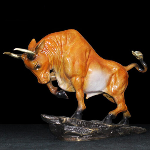 Tượng bò tót quà tặng sếp sang trọng năm 2021 Tượng bò tót quà tặng sếp sang trọng năm 2021