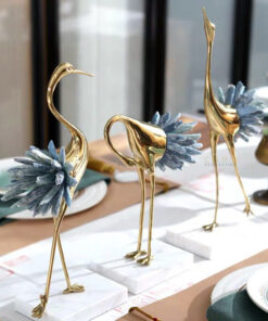 Mô hình chim hạc trang trí kệ tivi phòng khách