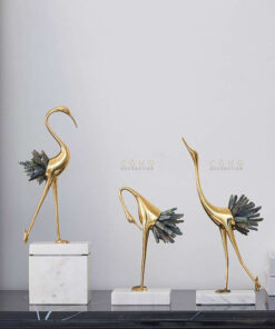 Mô hình chim hạc trang trí kệ tivi phòng khách