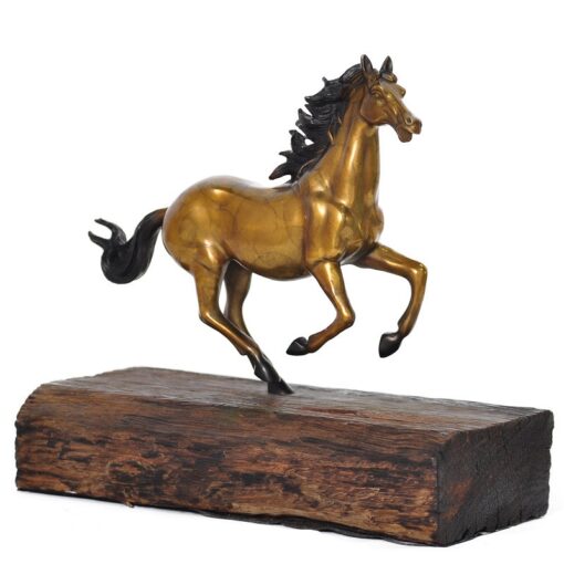 tuong ngua phong thuy de go Tượng ngựa phong thủy đế gỗ