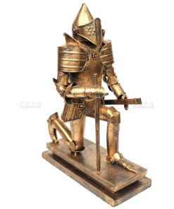 Mô hình chiến binh la mã hành lễ thời trung cổ