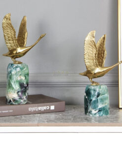 Chim hạc tung cánh