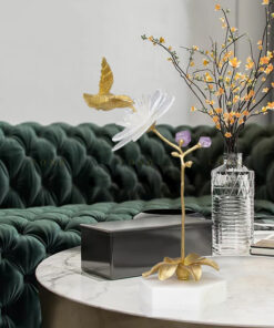 Chim đậu hút mật trang trí