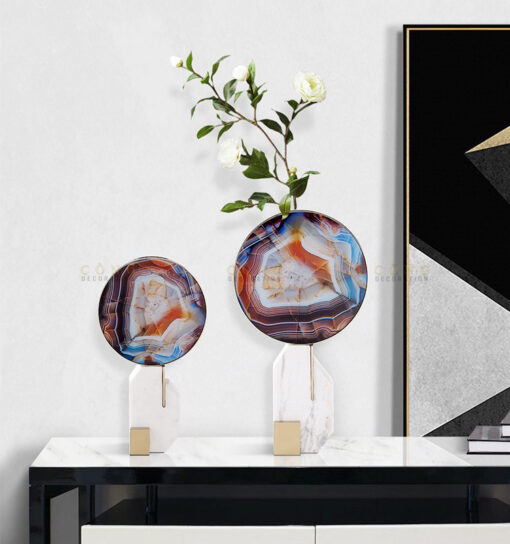 da cam thach trang tri 2 Đá cẩm thạch trang trí kết hợp bình cắm hoa hiện đại