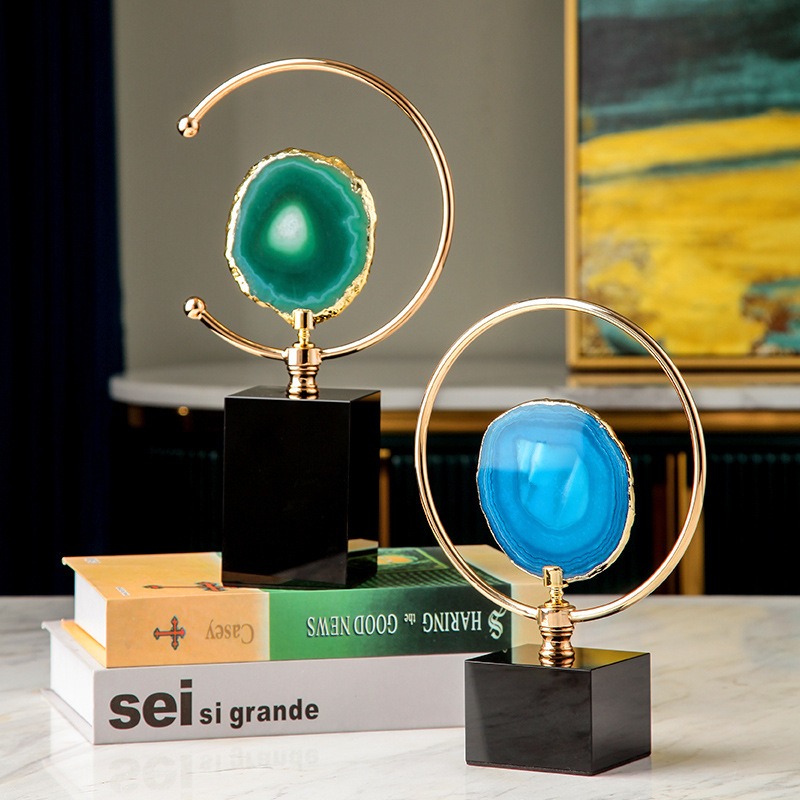 Mô hình đá kết hợp hình học trang trí