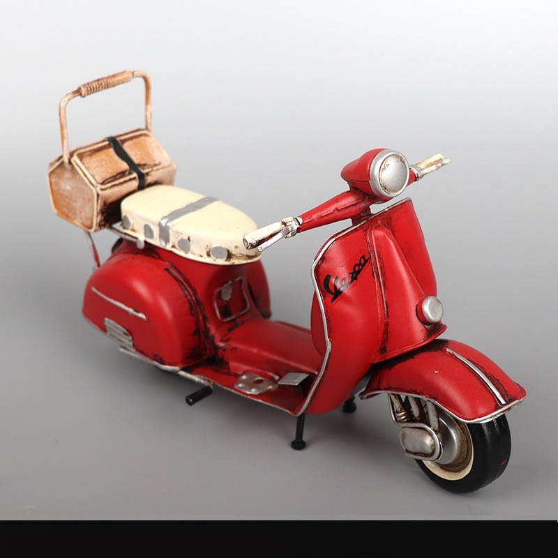 Mô hình vespa cổ trang trí bàn học