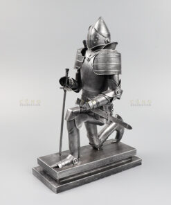 Mô hình chiến binh la mã hành lễ thời trung cổ