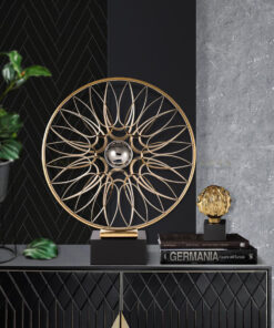 Mô hình tĩnh vật bằng kim loại