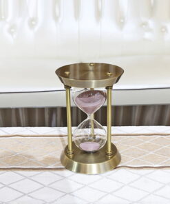 Đồng Hồ Cát Tam Trụ