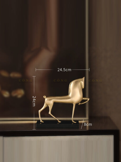 ngua ma dao thanh cong 6 Tượng ngựa nghệ thuật