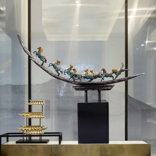 tượng bát mã truy phong bằng đồng Tượng bát mã truy phong bằng đồng