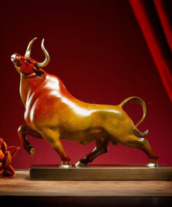 Tượng bò tót nghệ thuật