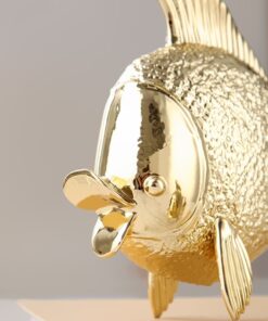 Cặp cá vàng trang trí kệ rượu, kệ tivi