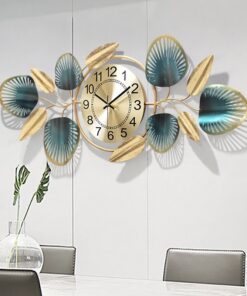 Đồng hồ treo tường kết hợp phù điêu trang trí