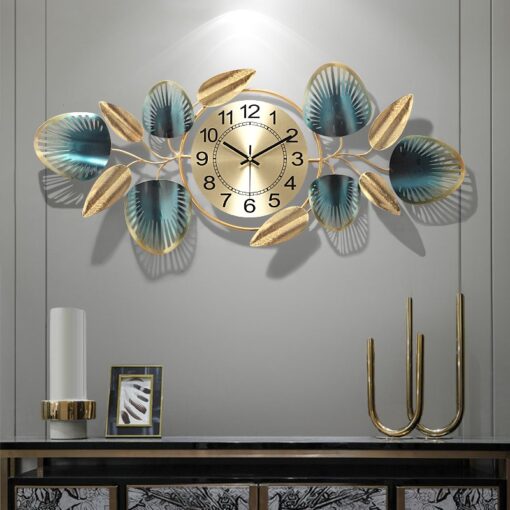 dong-ho-treo-tuong 2 Đồng hồ treo tường kết hợp phù điêu trang trí