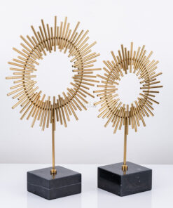 Mẫu decor đơn giản trang trí tủ kệ