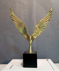 Mô hình cánh chim để bàn làm việc