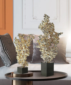 Mô hình núi dát vàng