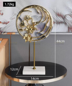 Mô hình tĩnh vật trang trí bàn làm việc