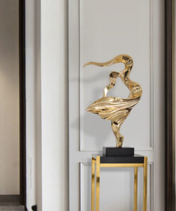 Hình khối trừu tượng tặng tân gia