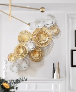 Phù điêu treo tường hoa cúc