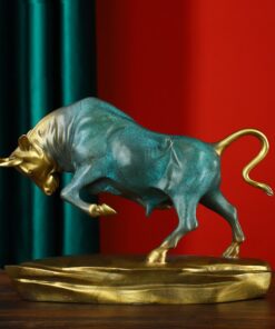 Tượng bò tót bằng đồng