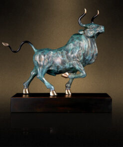 Tượng bò tót mã đáo thành công