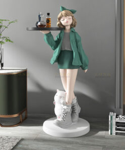 Tượng cô gái bồi bàn