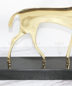 Tượng con ngưa phong cách Bắc Âu