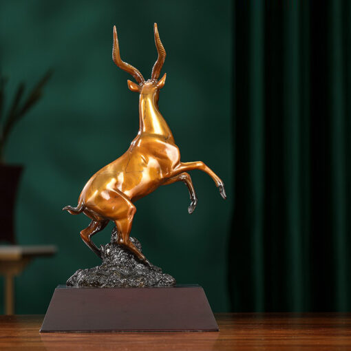 tuong de nui 3 Tượng dê trên núi