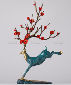 Tượng Hươu Hoa Đào Vươn Cao