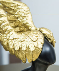 Cặp nam thần nữ thần cánh vàng