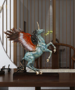 Tượng ngựa thần có cánh