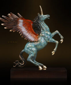 Tượng ngựa thần có cánh