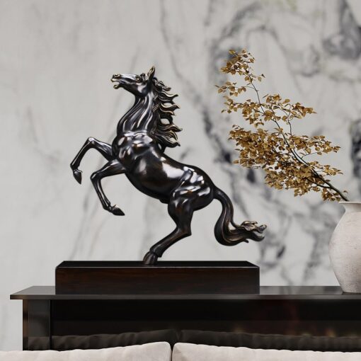 tuong-ngua-tung-vo-thanh-cong Tượng Ngựa Tung Vó Thành Công